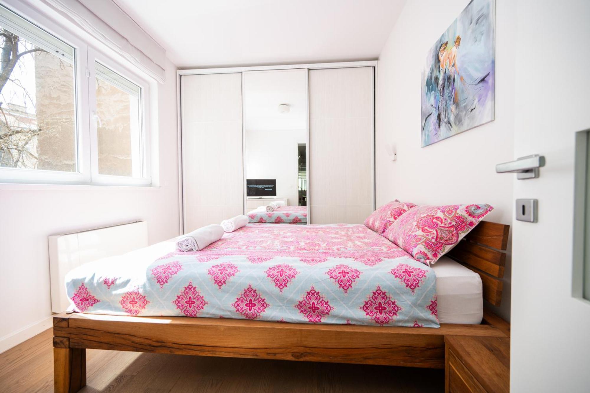 Modern Stay In The City Center サラエヴォ エクステリア 写真